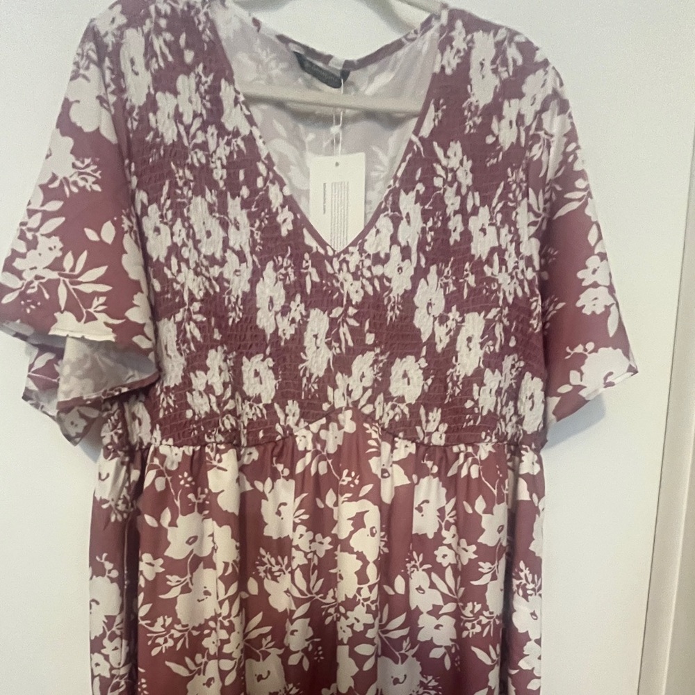 Beautiful Bloomchic summer dress, size 3X NWT
